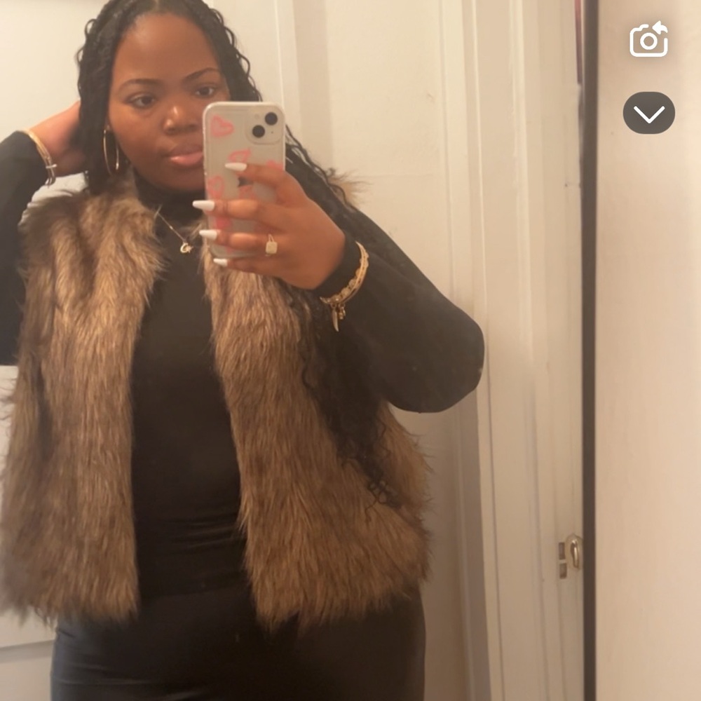 Women's Faux Fur Vest - Brown